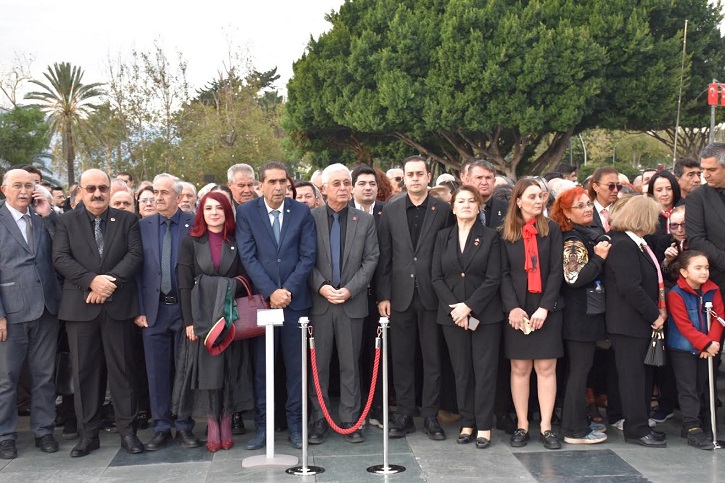  YIKILMIŞ BİR İMPARATORLUKTAN CUMHURİYET YARATAN LİDER