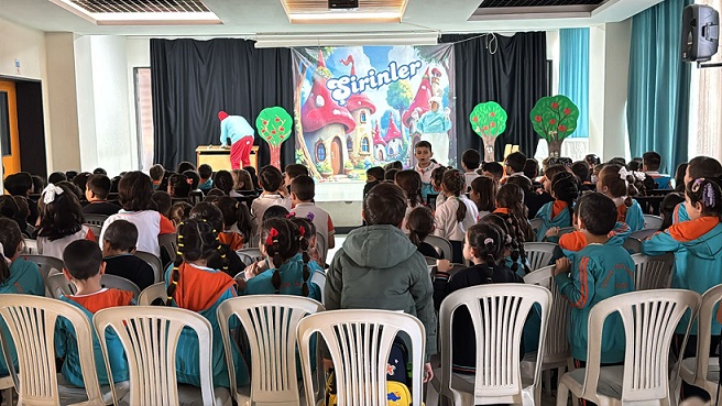 Engellilerin Sanatsal Üretimlerini Desteklemek Amacıyla Kurulan Engelsiz Sanat Topluluğu