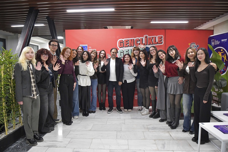 7 GÜN BOYUNCA 7 FARKLI DİL EĞİTİMİ ÖĞRENCİLERLE BULUŞACAK