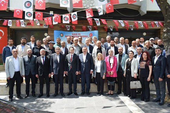 HAK-İŞ KONFEDERASYONU   ULUSLARARASI BİRLİK, MÜCADELE VE DAYANIŞMA GÜNÜ   ‘‘SAVAŞA HAYIR; BİRLİK, MÜCADELE, DAYANIŞMA’’ 
