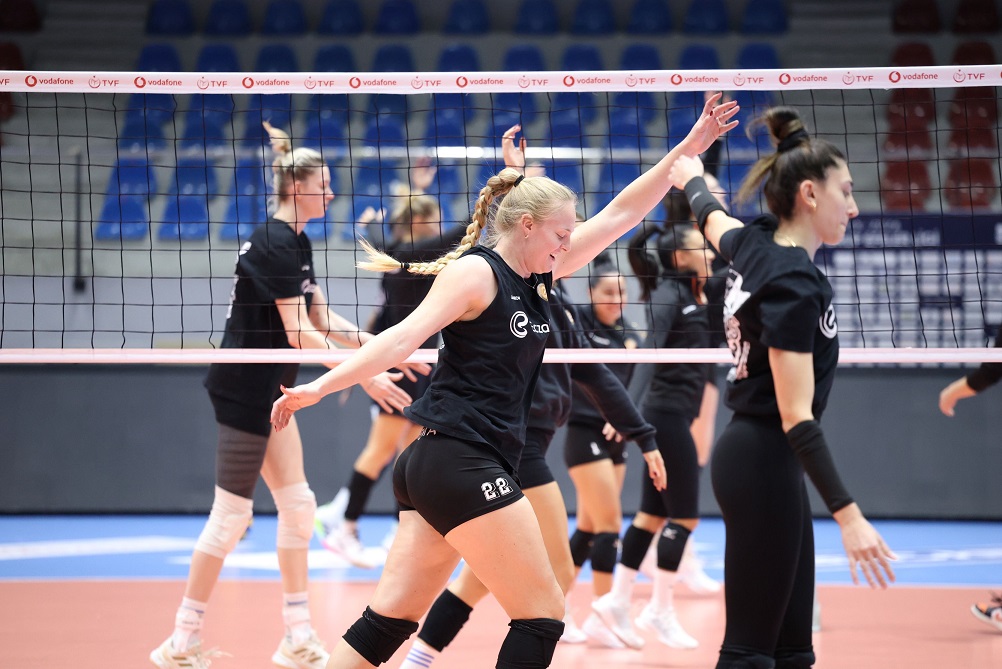 Basın Bülteni - Eczacıbaşı Dynavit, Göztepe deplasmanı hazırlıklarını tamamladı 