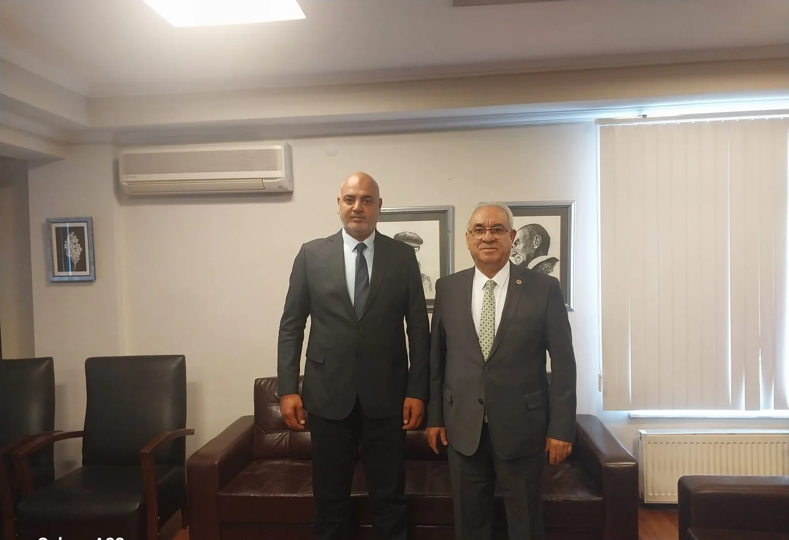 DSP İzmir İl Başkanlığı’nda Görev Değişimi