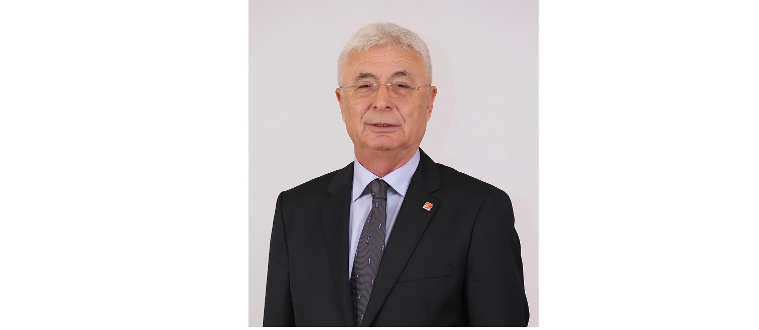 CHP Antalya İl Başkanı Nail Kamacı, 81 ilde eş zamanlı gerçekleştirilen yazılı basın açıklaması