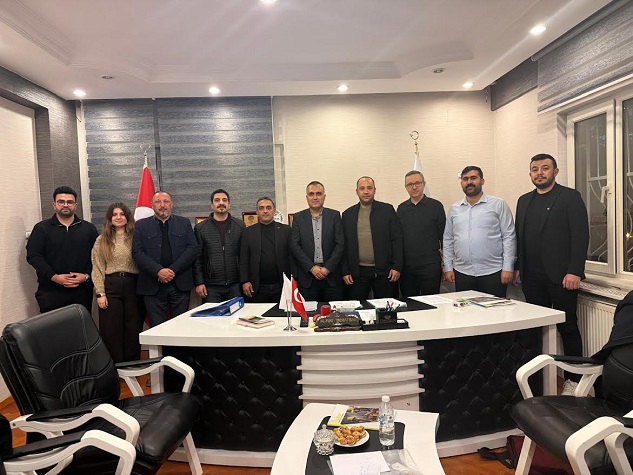   Eğitim Neferleri Sendikası Selçuk Kılınç Genel Başkanlığında kuruldu.