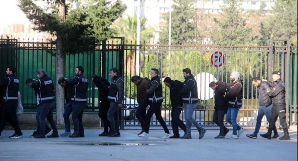 Antalya’da Sahte Vekâlet Çetesi Çökertildi: 11 Tutuklama