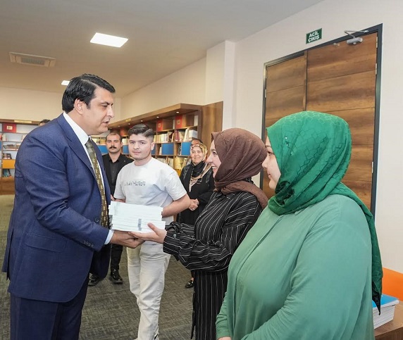 BAŞKAN YILMAZ’DAN ÜNİVERSİTE ADAYLARINA GÜÇLÜ DESTEK