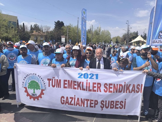 TÜM EMEKLİLER DERNEĞİ ŞEHİTKAMİL İLÇE BAŞKANI VEYSEL ALAGÖZ’DEN 1 MAYIS MESAJI