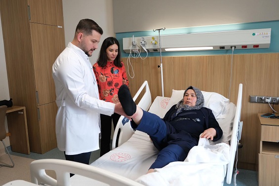Gaziantep Şehir Hastanesi’nde Ağrı Pili Tedavisi Başarıyla Uygulandı