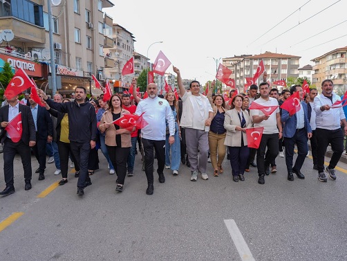 ŞEHİTKAMİL’DE 19 MAYIS COŞKUSU SOKAKLARA TAŞTI