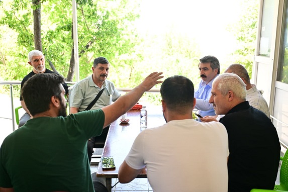 YILDIRIM BELEDİYE BAŞKANI OKTAY YILMAZ, TELEFERİK MAHALLESİ’NDE ESNAFLA BİR ARAYA GELDİ