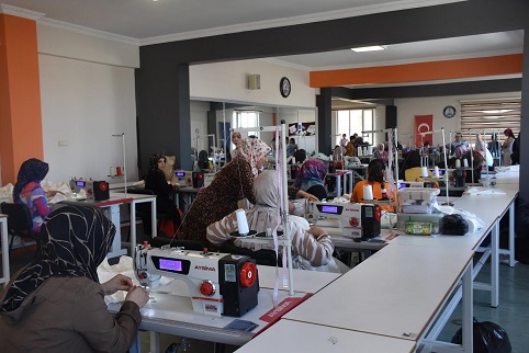 ŞAHİNBEY BELEDİYESİ KADINLARI ÜRETİME KAZANDIRIYOR