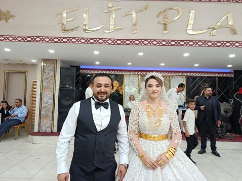 UZUN AİLESİNİN MUTLU GÜNÜ  SEMRA VE CUMA UZUN,  DÜZENLENEN MUHTEŞEM DÜĞÜN TÖRENİYLE DÜNYA EVİNE GİRDİ