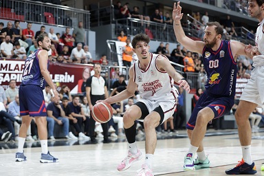 GAZİANTEP BASKETBOL, EVİNDE İLK MAÇINDA GALİBİYETLE AYRILDI  BAŞKAN YILMAZ’DAN TAKIMA TEBRİK