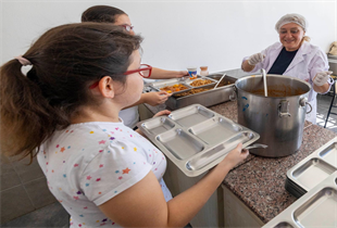 Büyükşehir’den özel gereksinimli öğrencilere sıcak destek