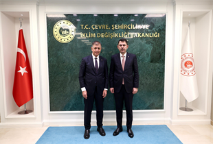 Başkan Tugay, Bakan Kurum'u ziyaret etti