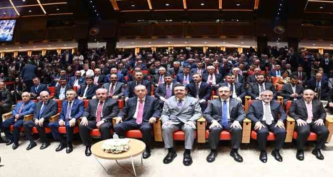 Erzurum Ticaret ve Sanayi Odası Başkanı Saim Özakalın, Türkiye Odalar ve Borsalar Birliği’nin (TOBB) 79. Genel Kurulu’nda TOBB Yönetim Kurulu Üyeliğine seçildi.