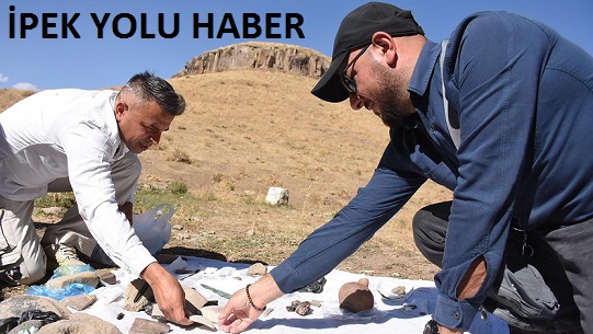 Erzurum’un Hınıs ilçesinde 5 bin yıllık olduğu değerlendirilen objeler bulundu.