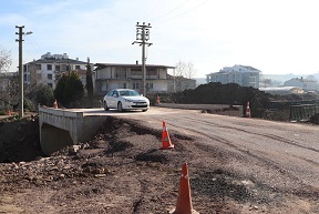  Çiftlikköy’ün Gacık Deresi Menfezleri Trafiğe Açıldı