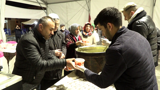 Belediye Pazar Camii’nde ibadete kalanlara sahur ikramı başlattı