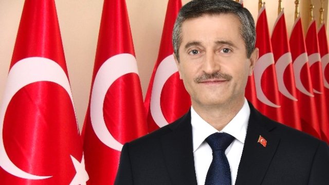 BAŞKAN TAHMAZOĞLU BABALAR GÜNÜN KUTLADI