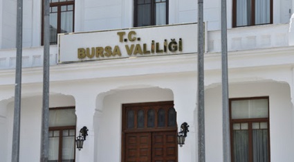 BURSA’DA, KORONOVİRÜS ARTIŞI SEBEBİYLE MASKE TAKMA ZORUNLULUĞU GETİRİLDİ