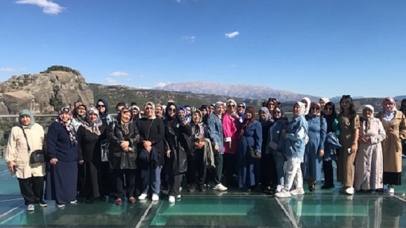 Kadınlar, Büyükşehir’in Gezisinde Unutulmaz Bir Gün Yaşadı