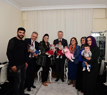 Sosyal medyadan seslenen beşizlere Vali Gül'den sürpriz