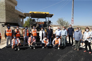 -BÜYÜKŞEHİR’DEN 2020 YILINDA KIRSAL MAHALLELERDE YOĞUN MESAİ!  -BU SEZON TAŞRADA 205 KİLOMETRE SATHİ KAPLAMA ASFALT YOL YENİLENDİ