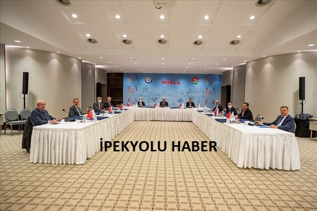 CHP’li başkanlar “Pandemi, Turizm, Deprem” konu başlıkları ile toplandı