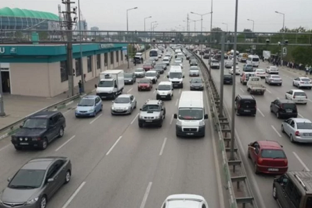 Bursa’da 31 Aralık pazar günü yapılacak olan Atatürk Koşusu için bazı caddeler saat trafiğe kapatılacak.