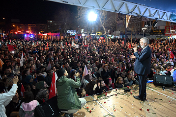 Başkan Başdeğirmen zaferi binlerle kutladı KAZANAN ISPARTA OLDU
