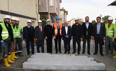Bursa Merkez Osmangazi Belediyesi tarihi yapılarla ilgili temelini attığı projelerini tanıttı