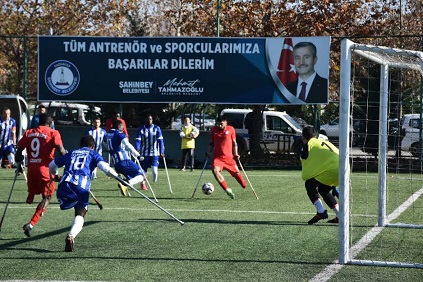 ŞAHİNBEY AMPUTE KENDİ EVİNDE GALİP 4-1