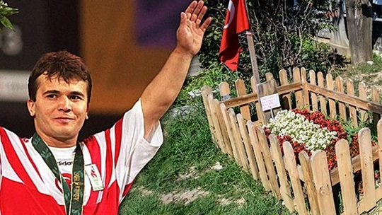 Olimpiyat, Dünya ve Avrupa şampiyonluklarıyla sayısız gurur yaşatan milli halterci Naim Süleymanoğlu, vefatının 6.yılında Esenyurt’ta anıldı.