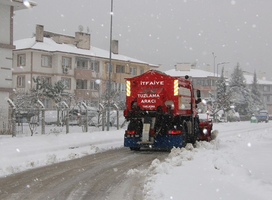 YALOVA BELEDİYESİ EKİPLERİ TEYAKKUZDA