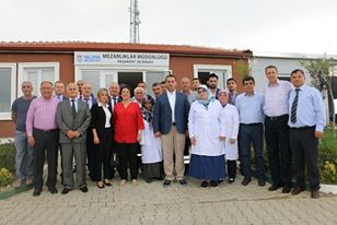 BAŞKAN SALMAN,  MEZARLIKLAR MÜDÜRLÜĞÜ İLE KAHVALTIDA BİR ARAYA GELDİ