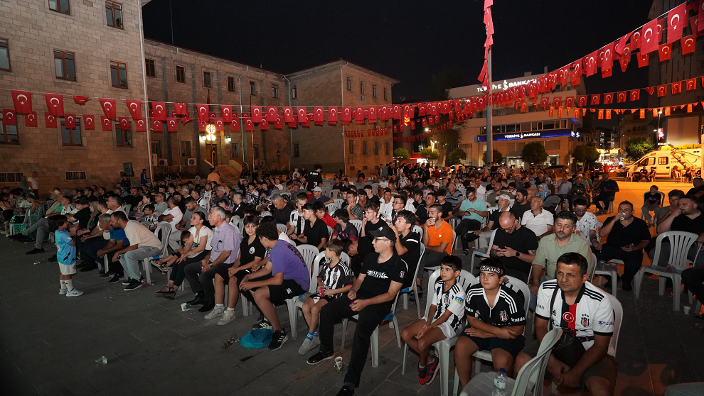 Beşiktaş’ın Avrupa mücadelesini birlikte izlediler